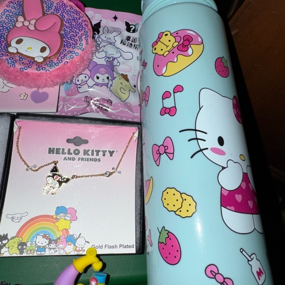 Hello Kitty and Friends Accessory Set - Picture 5 of 6